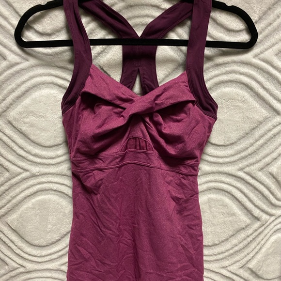 RARE Athleta Jaya Twist tank top - Picture 2 of 4